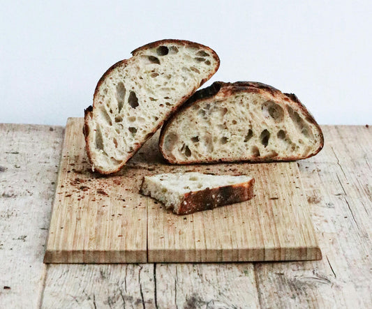 Easy Sourdough Bread Recipe : Beginner's Guide